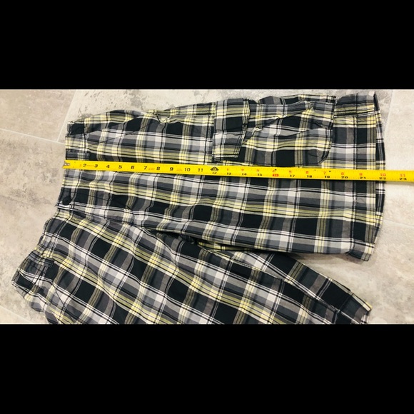 ⚡️Urban Pipline⚡️EUC⚡️Plaid Board Shorts - Skater Shorts- Measurements i… - Picture 10 of 16